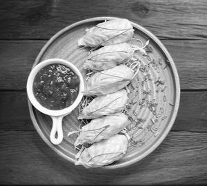 Veg Momos(6Pcs)