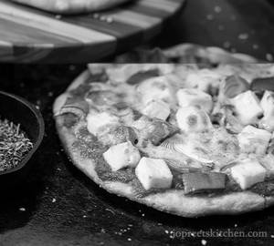 Paneer pizza