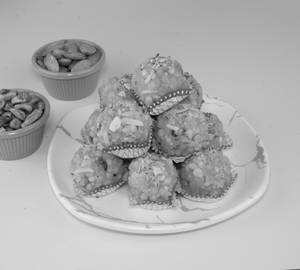 Boondi Ladoo