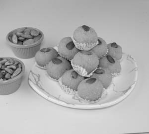 Besan Ladoo  