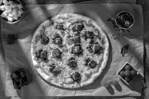 Korean Seoul Spicy Chicken Pizza