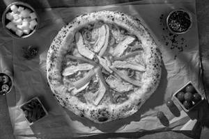 Naples Woodfired Flame Grilled Chicken Pizza