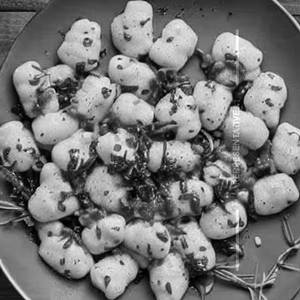 Gnoochi Della Chef