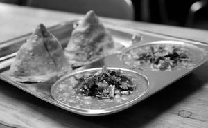 Samosa with Sabji