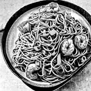 Prawns Schezwan Hakka Noodles