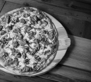 Chicken Tikka Pizza [Medium]