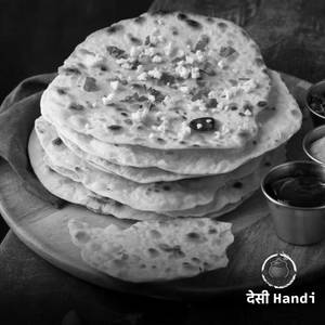 Til Hari Mirch Roti