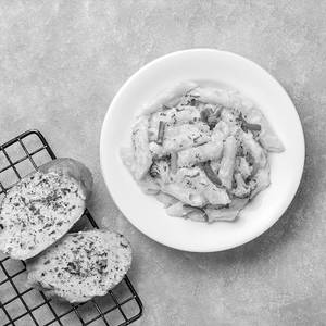 White Sauce Penne Pasta with Bread
