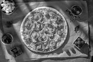 Indian Paneer Tikka Pizza