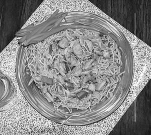Schezwan chicken noodles