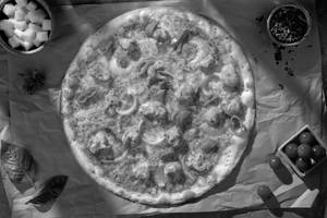 Indian Butter Chicken Pizza