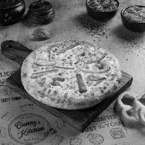 Corn Capsicum Pizza