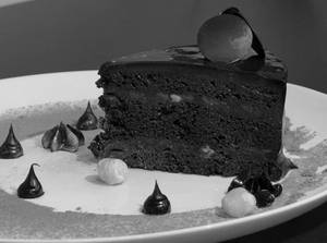 CHOCOLATE ORANGE CAKE SLICE