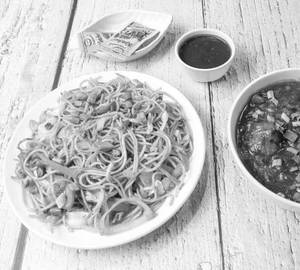Veg Hakka Noodles Full + Veg Manchurian Full