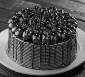 Eggless Choco Ball Cake