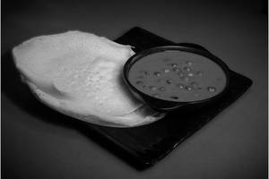 3 Appam + Kadala Curry