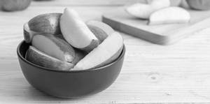 Apple Fruit Bowl (250gm)