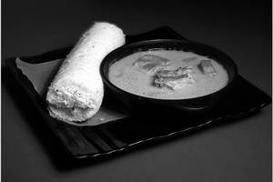 1 Puttu + Chicken Stew