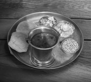 Matki misal pav