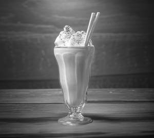 Banana Caramel Shake