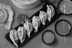 Paneer Achari Momo