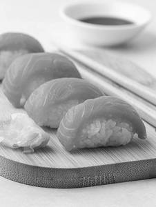 Salmon Nigri