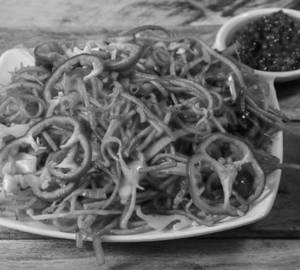 Veg schezwan noodles