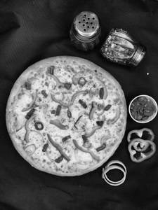 Veggie Treat Pizza.