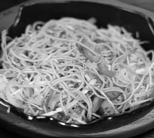 Schezwan noodles