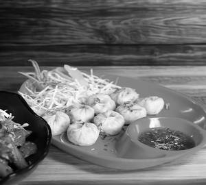 Mushroom Momos(Full 8pcs)