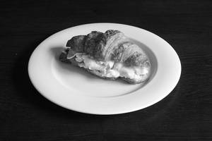 Classic Egg & Cheese Croissant