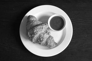 Plain Single Croissant