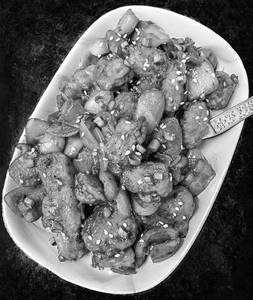 Ginger Garlic Baby Corn (Gravy)