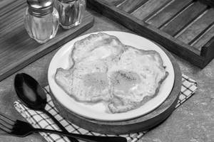Egg Half Fried