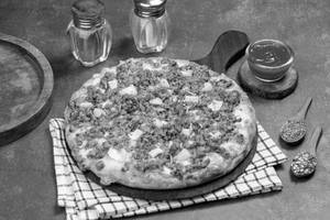 Chicken Keema Pizza
