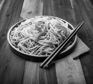 Veg Hakka Noodles