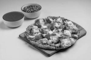 Peppy Paneer Pizza