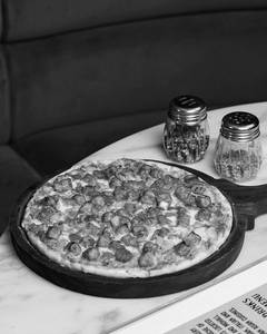 Chilli Paneer Pizza