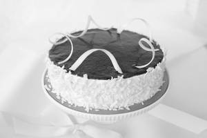Blueberry White Chocolate Cake 500g