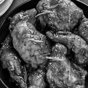 Garlic (boneless) Chicken