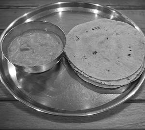 Roti [4] & Bihari Shahi Paneer [300 ml]
