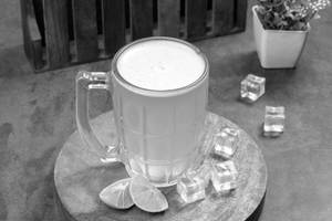 Fresh Lime Water Juice