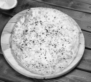 Margherita pizza