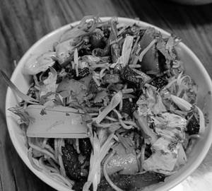 Smoked pork noodles