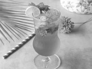 Blue Lagoon Mojito