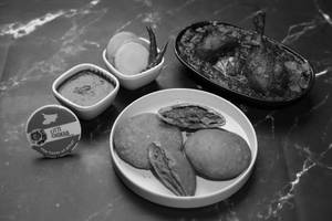 Chicken Curry Fried Litti