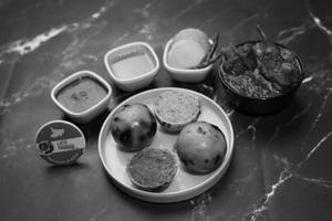 Mutton Curry Litti