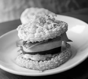 Muruku cheese sandwich