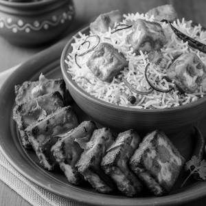Paneer Tikka Biryani With 5Pcs Paneer Ghee Roast [Half]