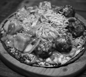 Veg Noodles with Chilli Mashroom